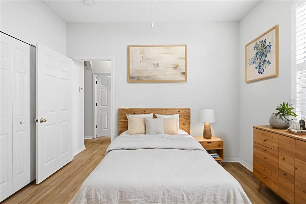 For Sale: $425,000 (4 beds, 2 baths, 1868 Square Feet)