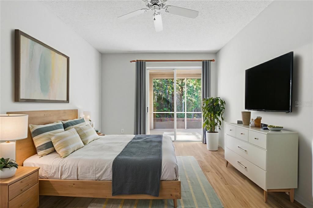 For Sale: $425,000 (4 beds, 2 baths, 1868 Square Feet)