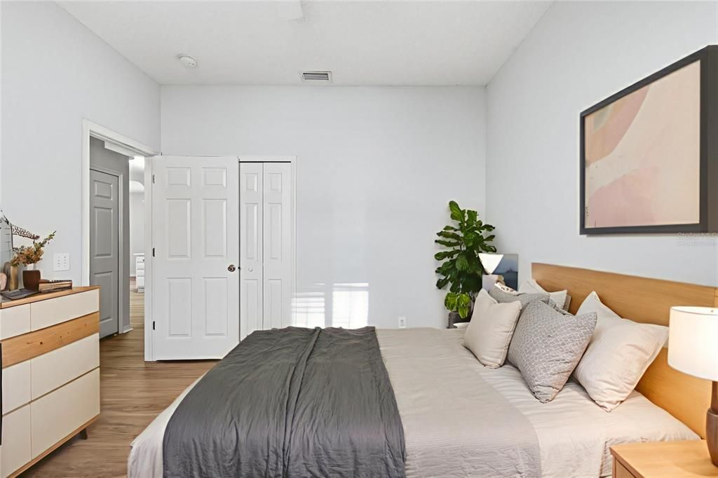 For Sale: $425,000 (4 beds, 2 baths, 1868 Square Feet)