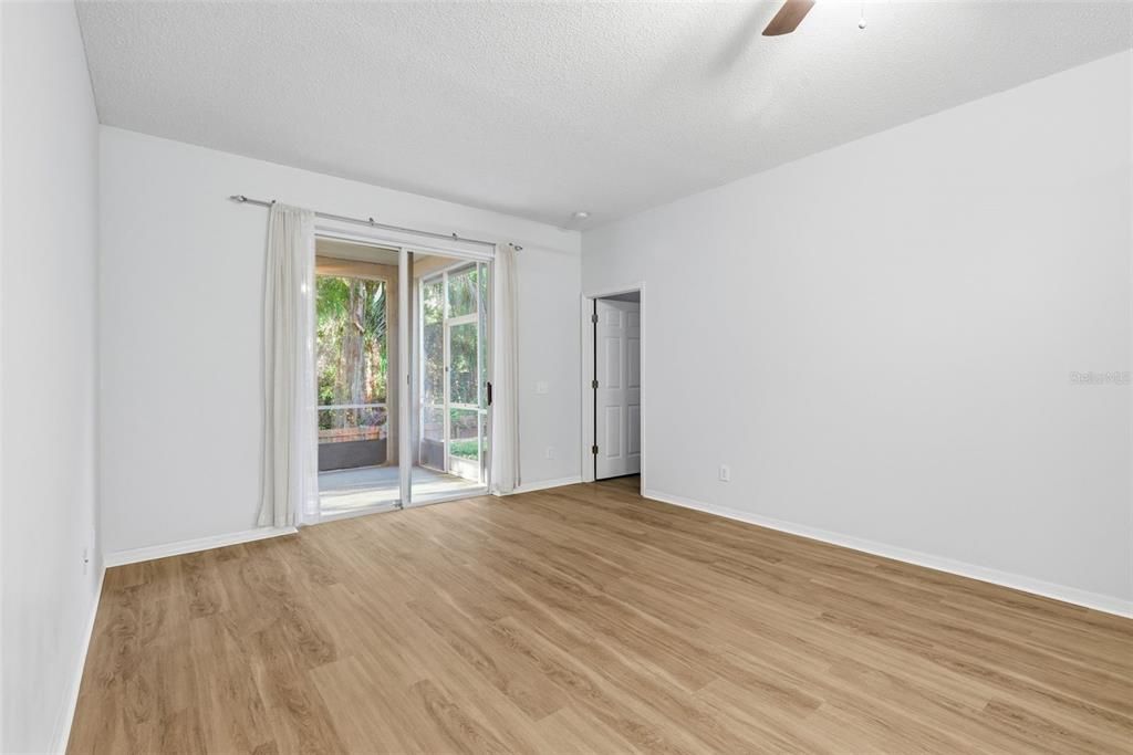 For Sale: $425,000 (4 beds, 2 baths, 1868 Square Feet)