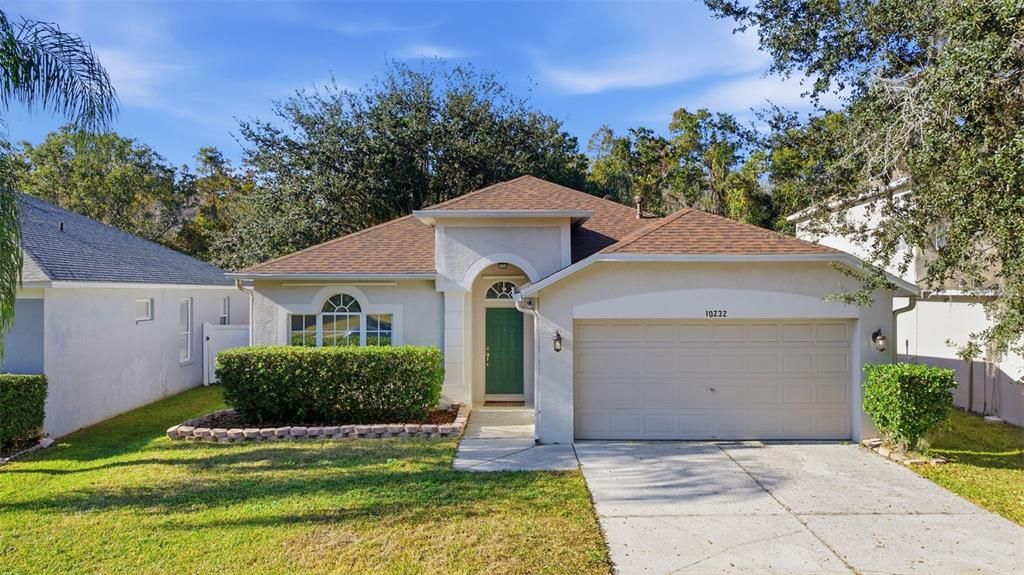 For Sale: $425,000 (4 beds, 2 baths, 1868 Square Feet)