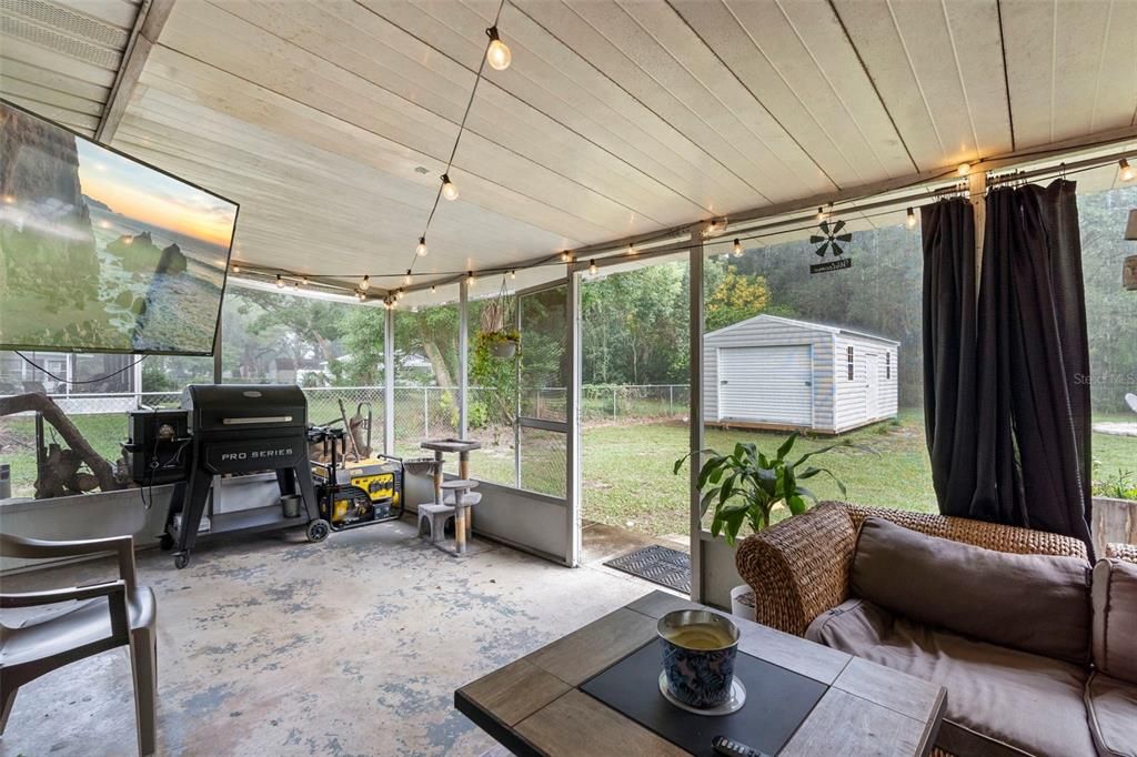 For Sale: $254,900 (3 beds, 2 baths, 1260 Square Feet)