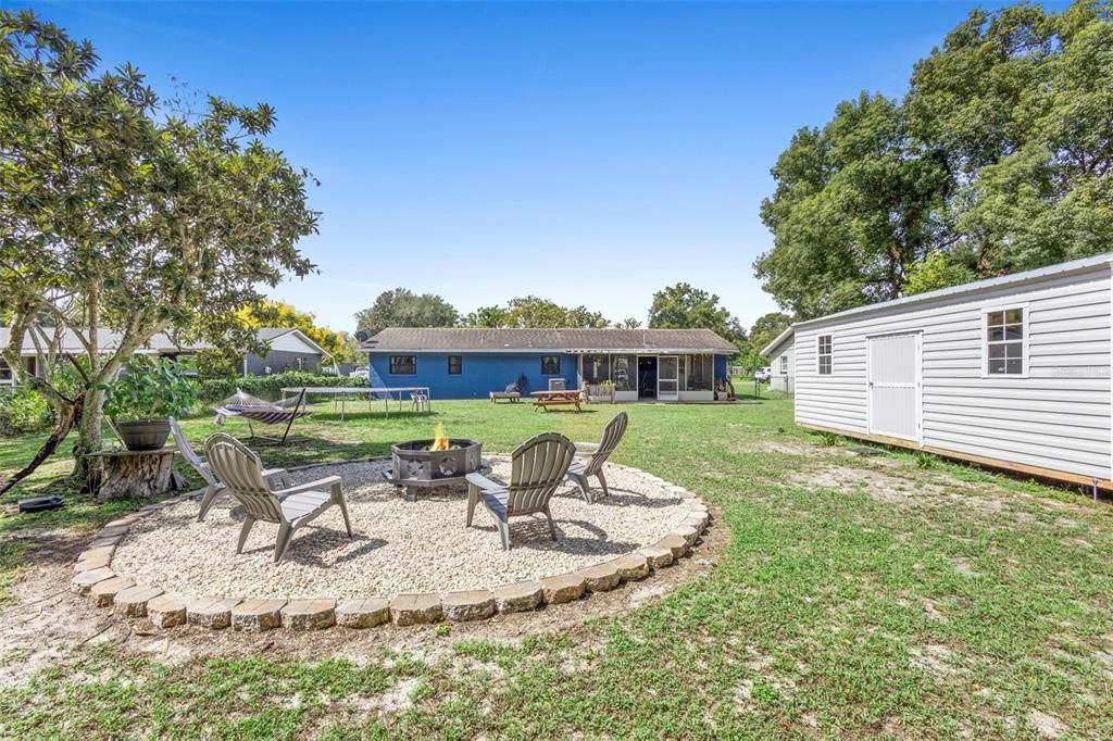 For Sale: $254,900 (3 beds, 2 baths, 1260 Square Feet)