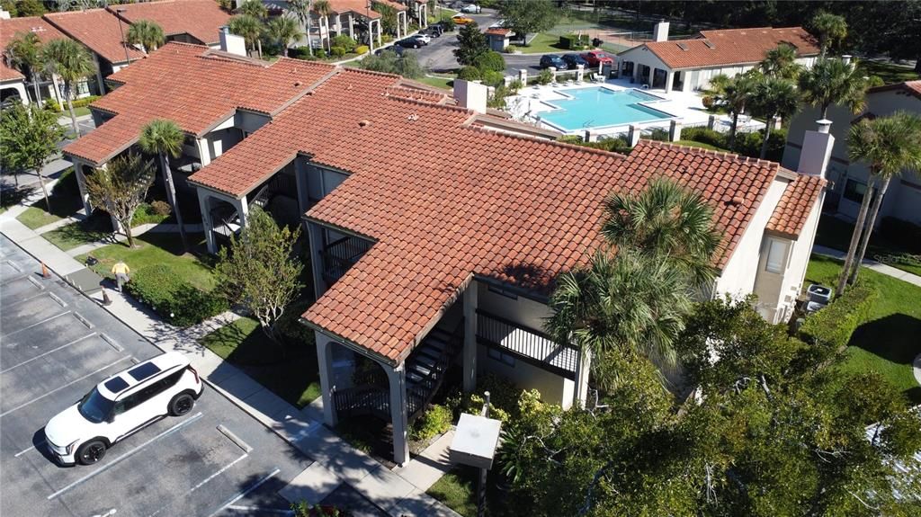 For Sale: $298,000 (2 beds, 2 baths, 893 Square Feet)