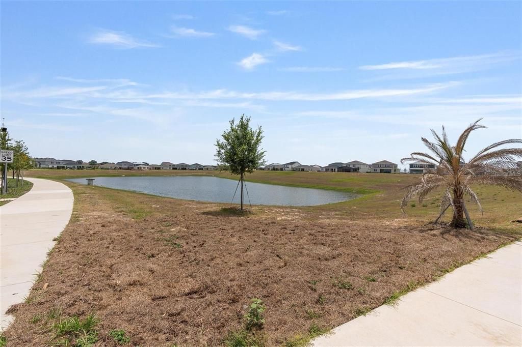 出租: $5,850 (4 贝兹, 3 浴室, 3300 平方英尺)