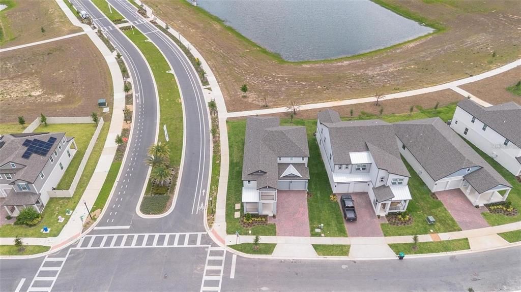 出租: $5,850 (4 贝兹, 3 浴室, 3300 平方英尺)