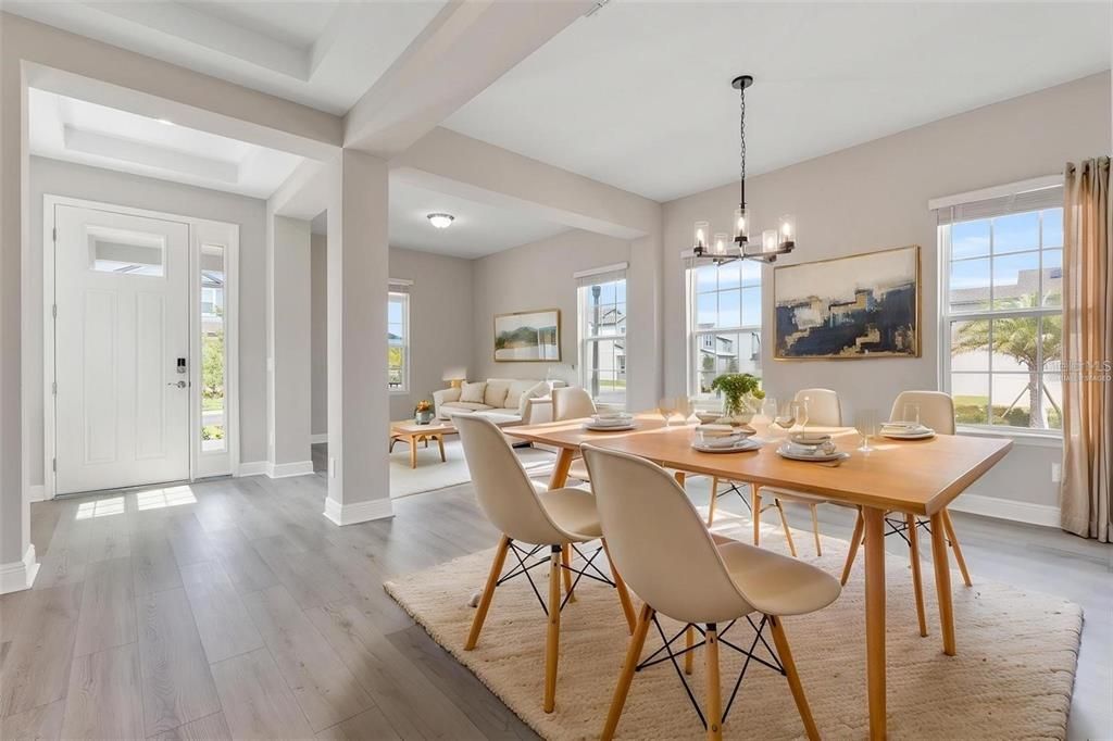 出租: $5,850 (4 贝兹, 3 浴室, 3300 平方英尺)