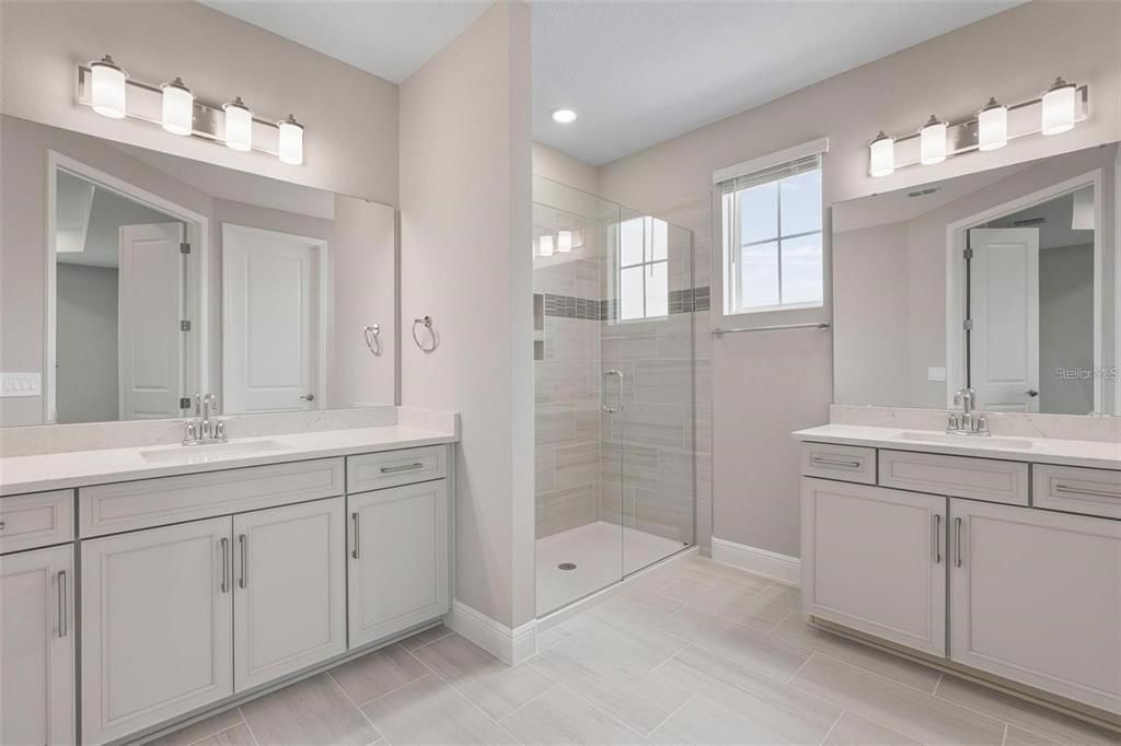 出租: $5,850 (4 贝兹, 3 浴室, 3300 平方英尺)