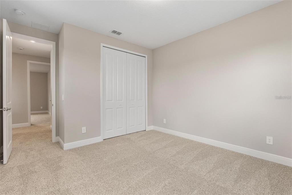 出租: $5,850 (4 贝兹, 3 浴室, 3300 平方英尺)