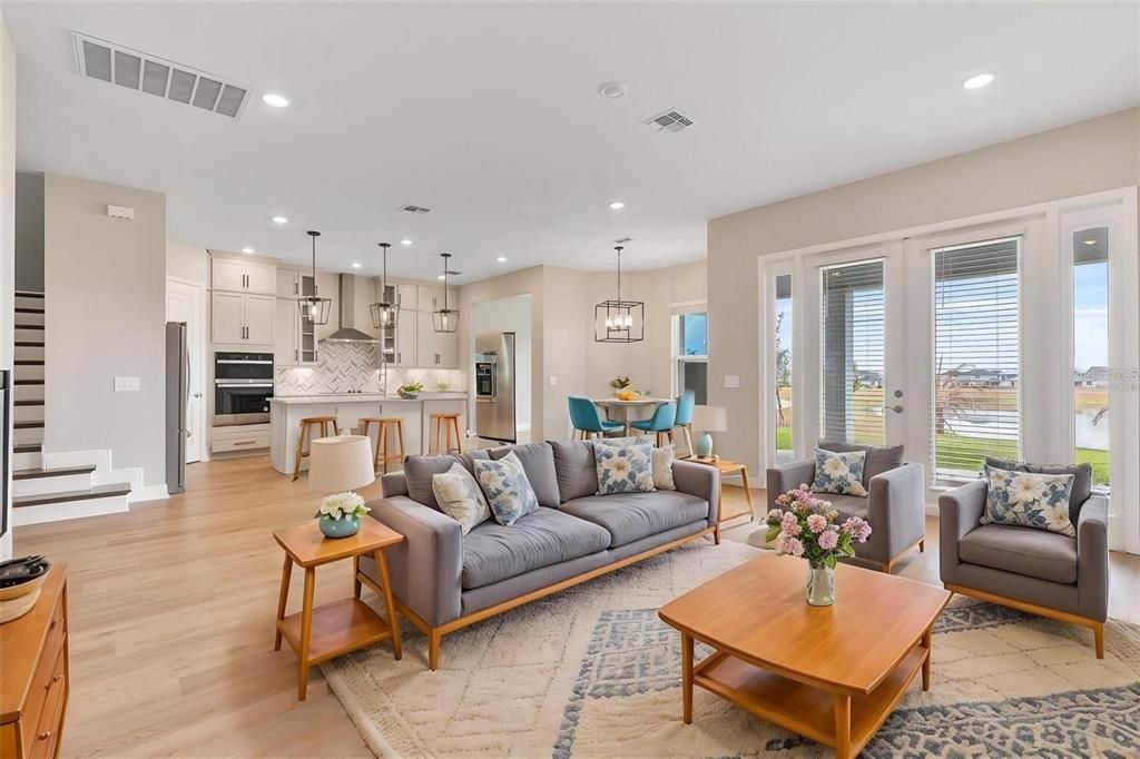 出租: $5,850 (4 贝兹, 3 浴室, 3300 平方英尺)