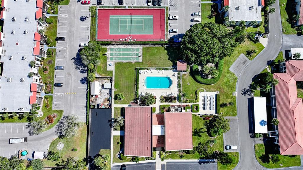 For Sale: $319,900 (2 beds, 2 baths, 1498 Square Feet)