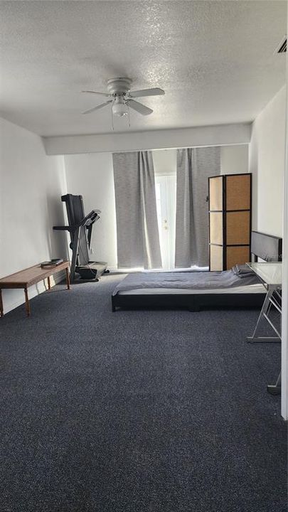 For Rent: $1,900 (4 beds, 2 baths, 1715 Square Feet)