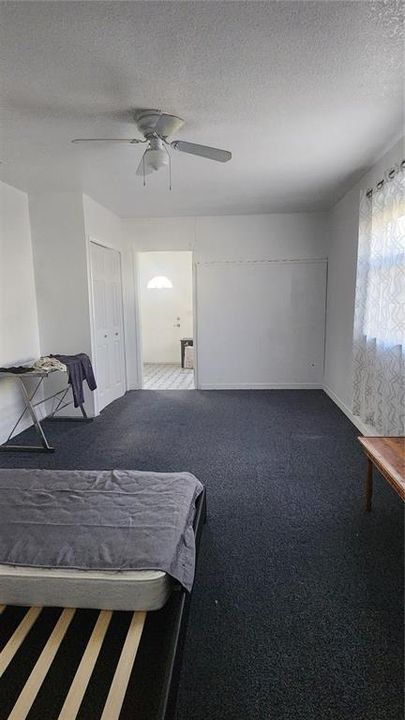 For Rent: $2,000 (4 beds, 2 baths, 1715 Square Feet)