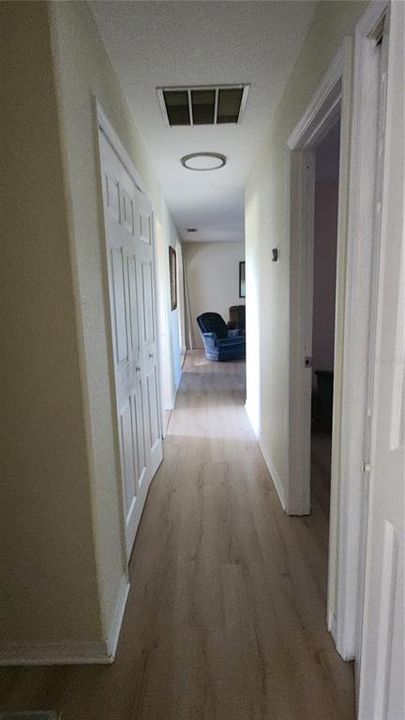 For Rent: $2,000 (4 beds, 2 baths, 1715 Square Feet)