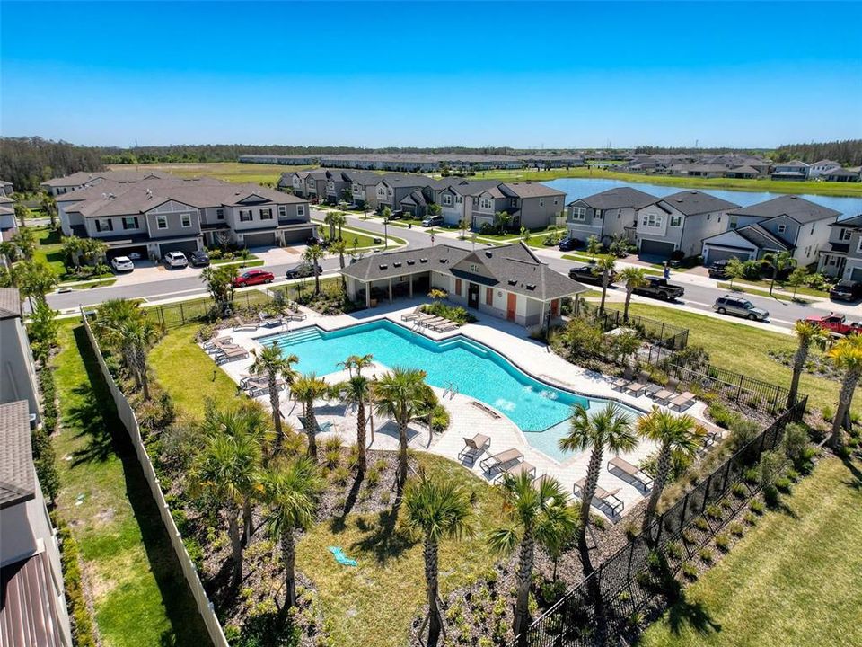 Active With Contract: $549,900 (4 beds, 2 baths, 2334 Square Feet)