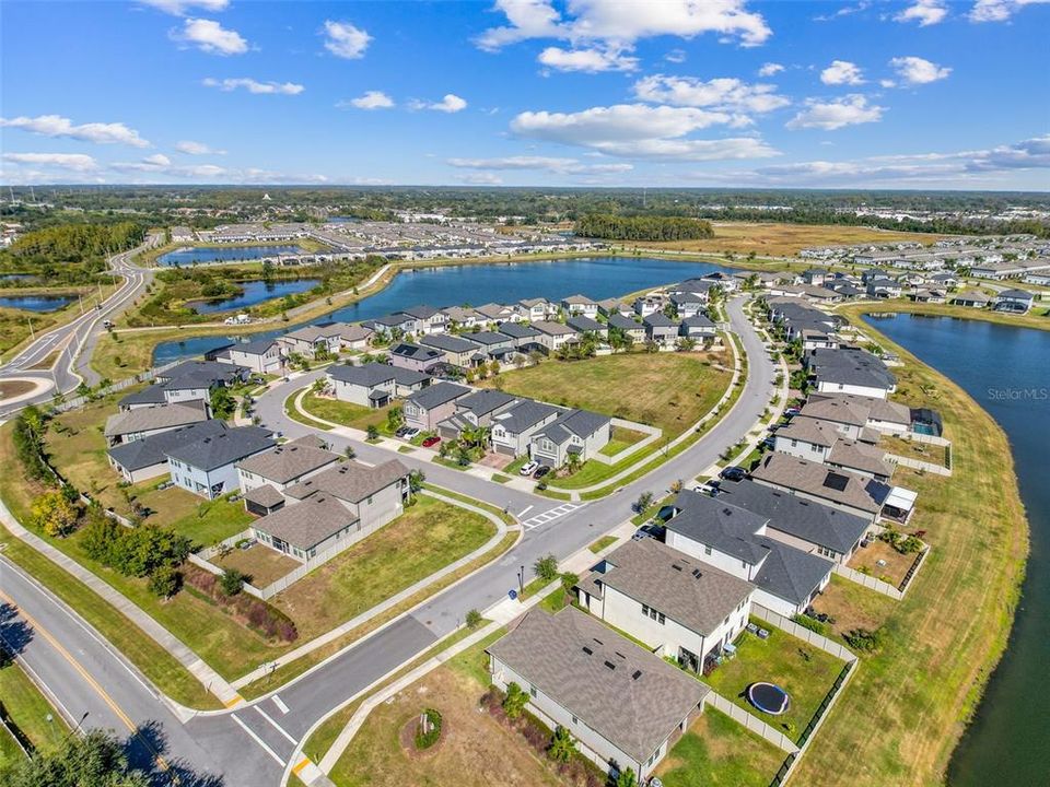 Active With Contract: $549,900 (4 beds, 2 baths, 2334 Square Feet)