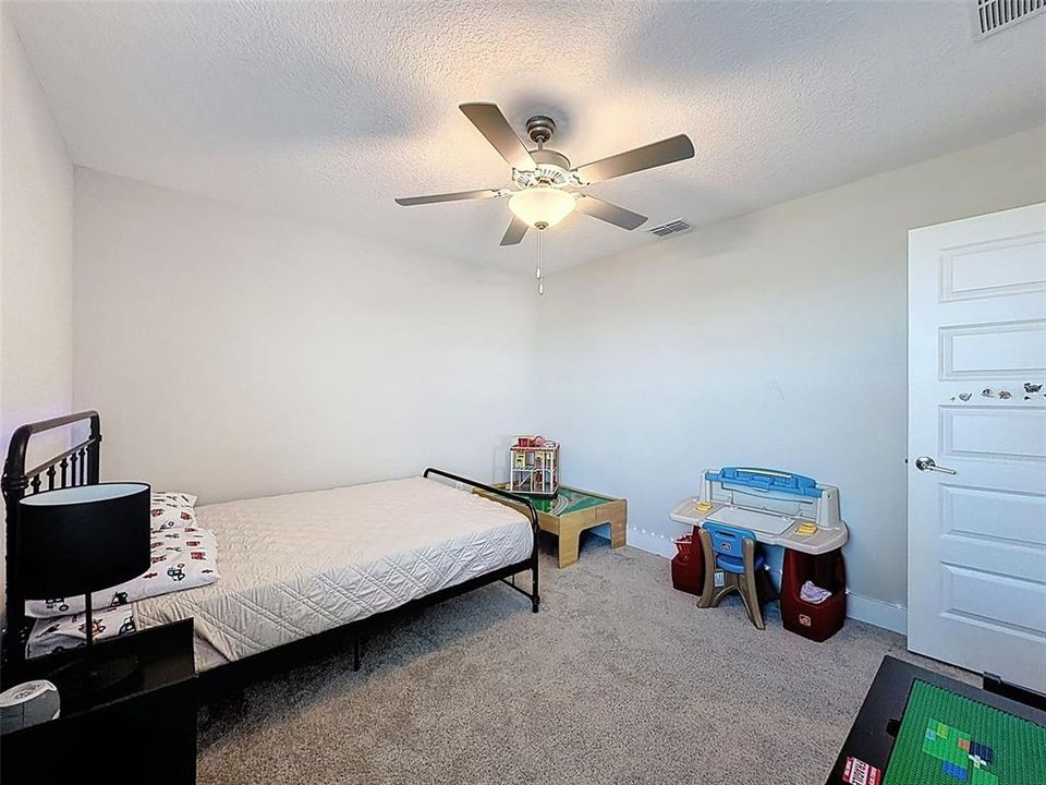 Active With Contract: $549,900 (4 beds, 2 baths, 2334 Square Feet)