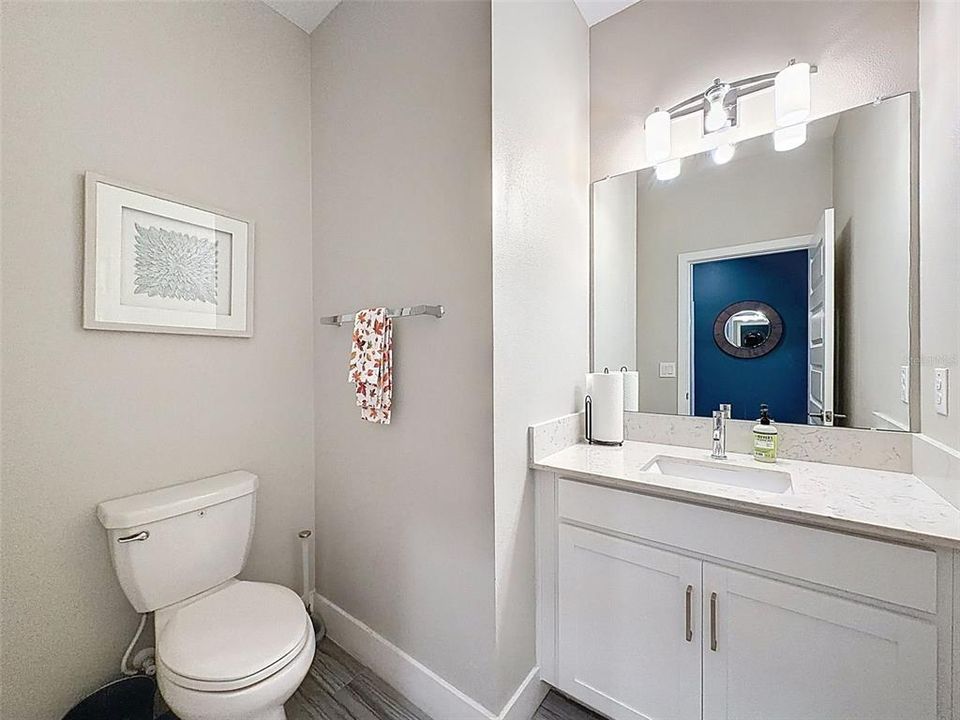 Active With Contract: $549,900 (4 beds, 2 baths, 2334 Square Feet)