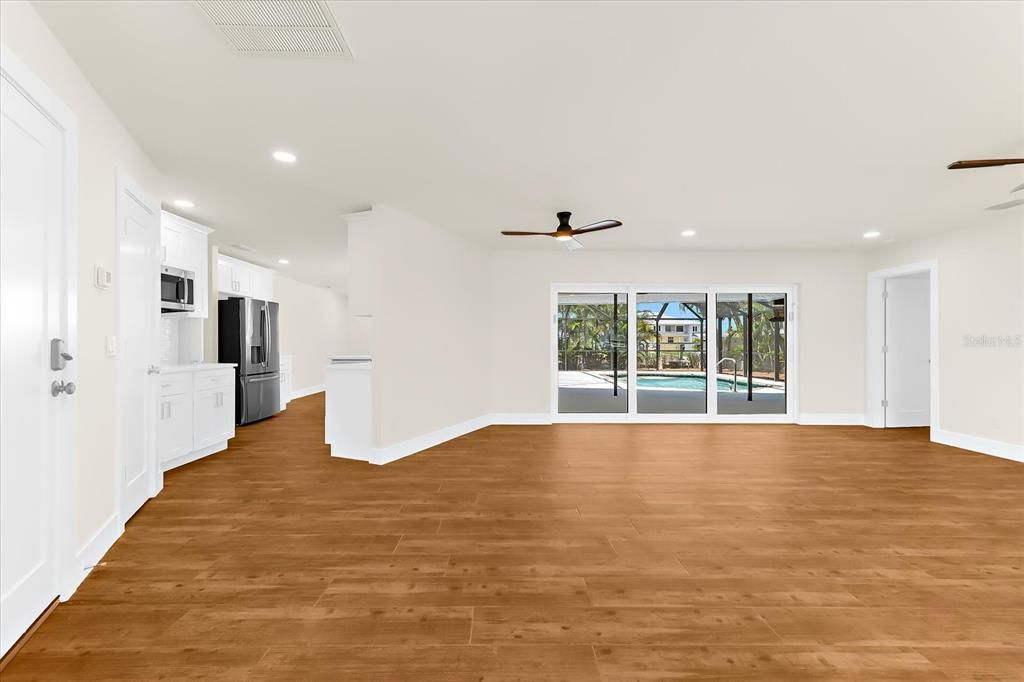 待售: $959,000 (3 贝兹, 2 浴室, 1675 平方英尺)