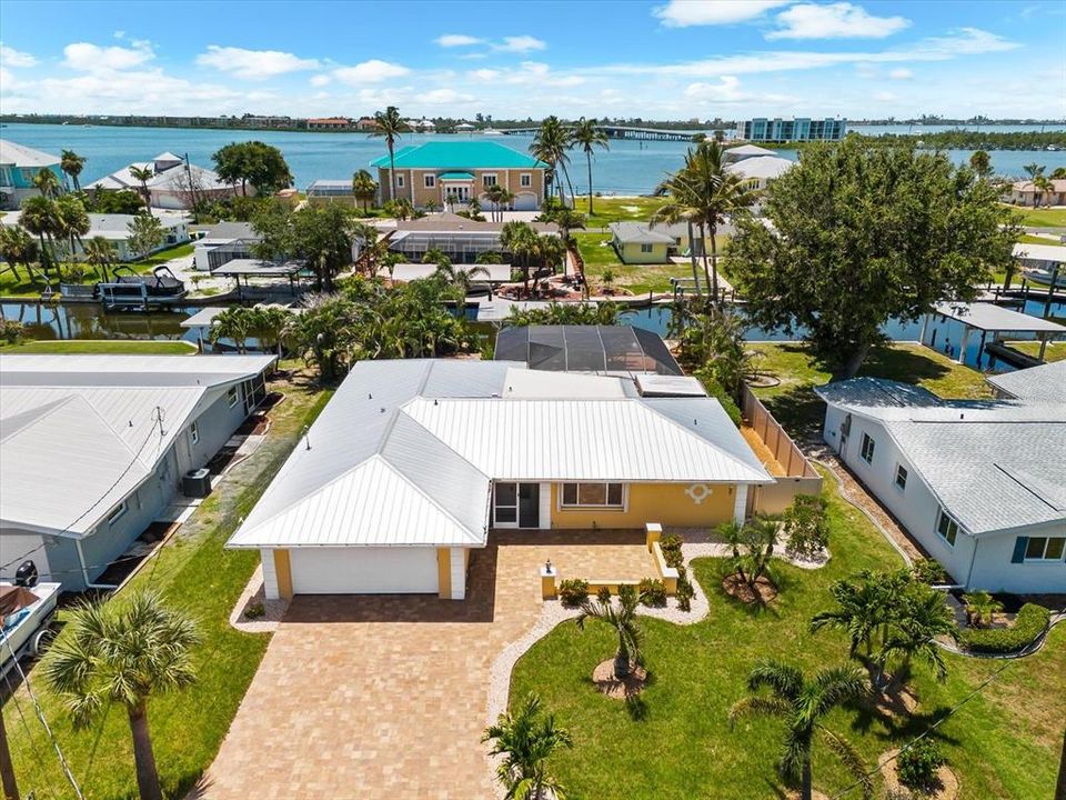 待售: $959,000 (3 贝兹, 2 浴室, 1675 平方英尺)