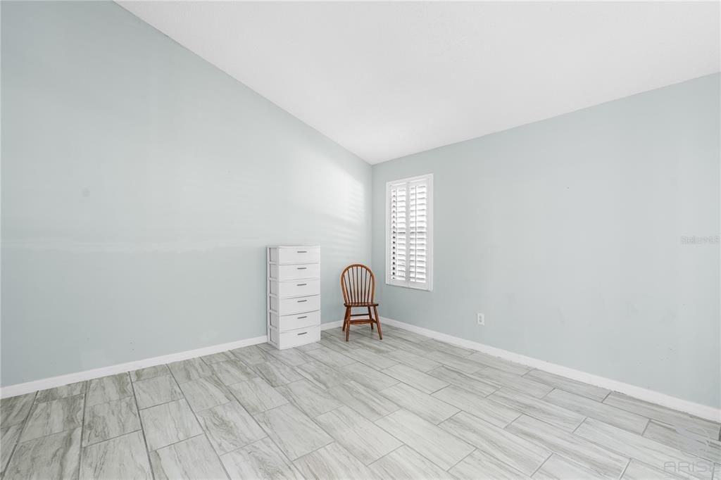 На продажу: $295,000 (3 спален, 2 ванн, 1459 Квадратных фут)