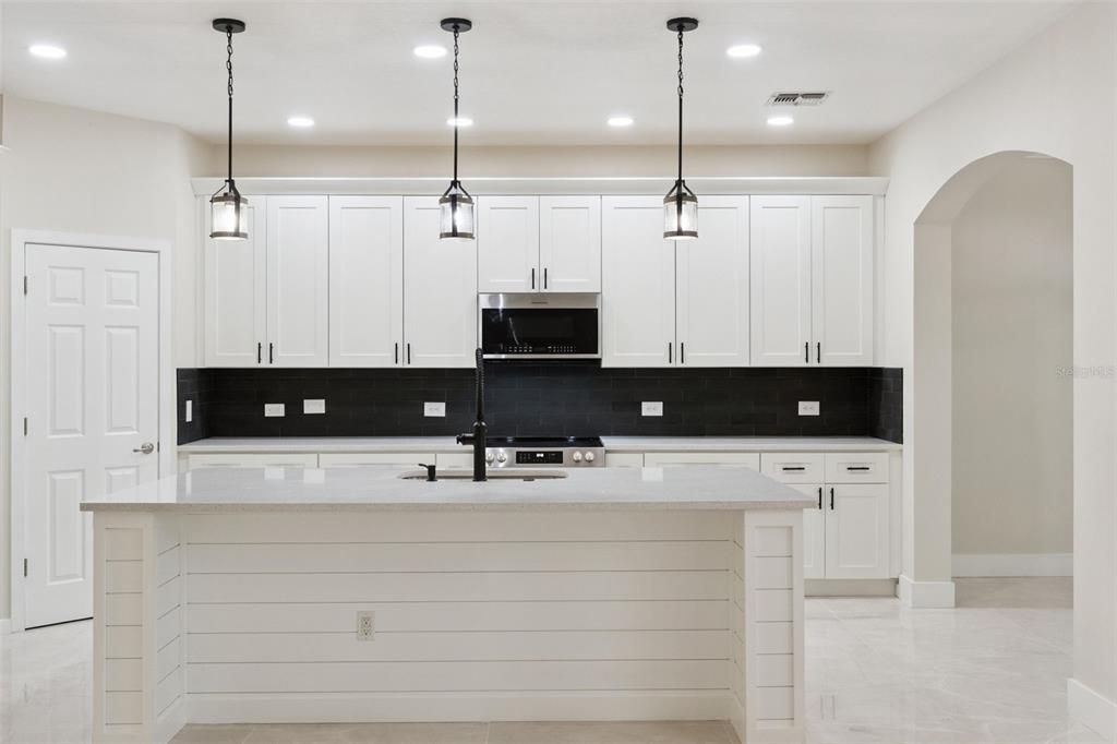 For Sale: $799,900 (5 beds, 3 baths, 3390 Square Feet)