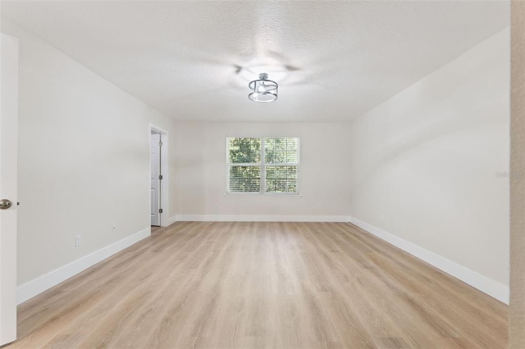 For Sale: $799,900 (5 beds, 3 baths, 3390 Square Feet)