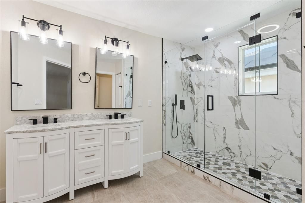 For Sale: $799,900 (5 beds, 3 baths, 3390 Square Feet)