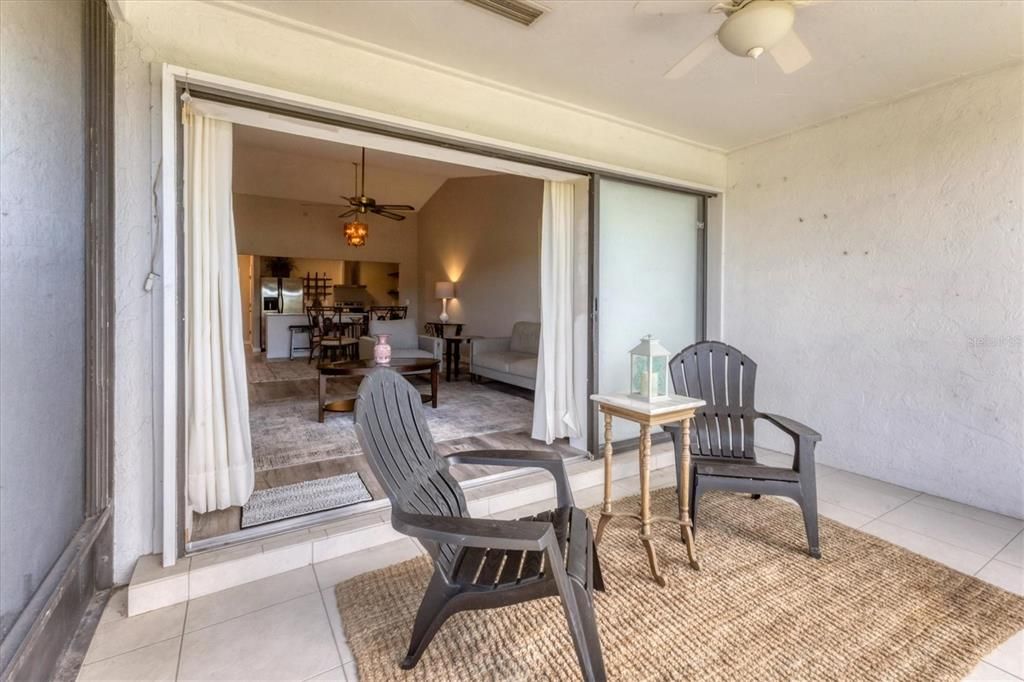 For Sale: $309,000 (2 beds, 2 baths, 1314 Square Feet)