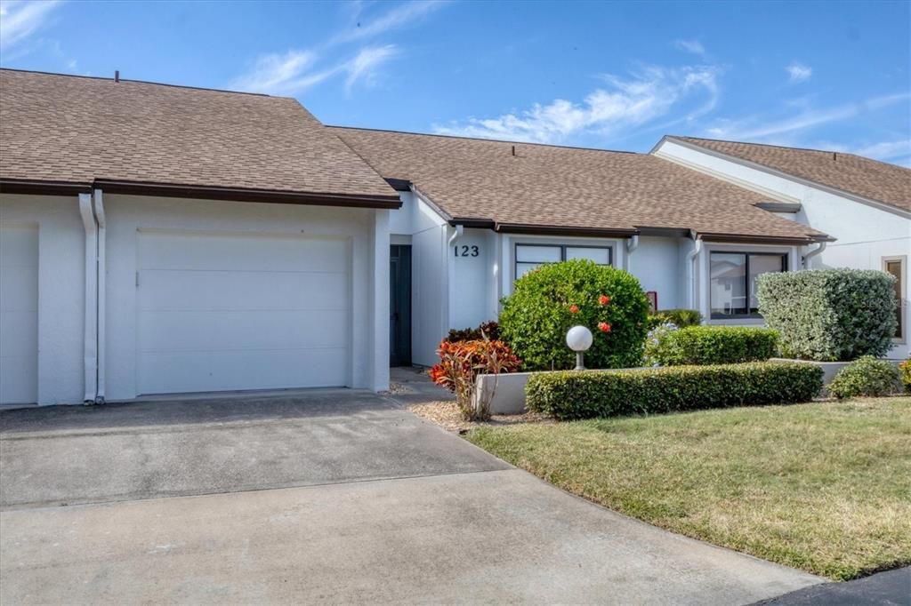 For Sale: $309,000 (2 beds, 2 baths, 1314 Square Feet)