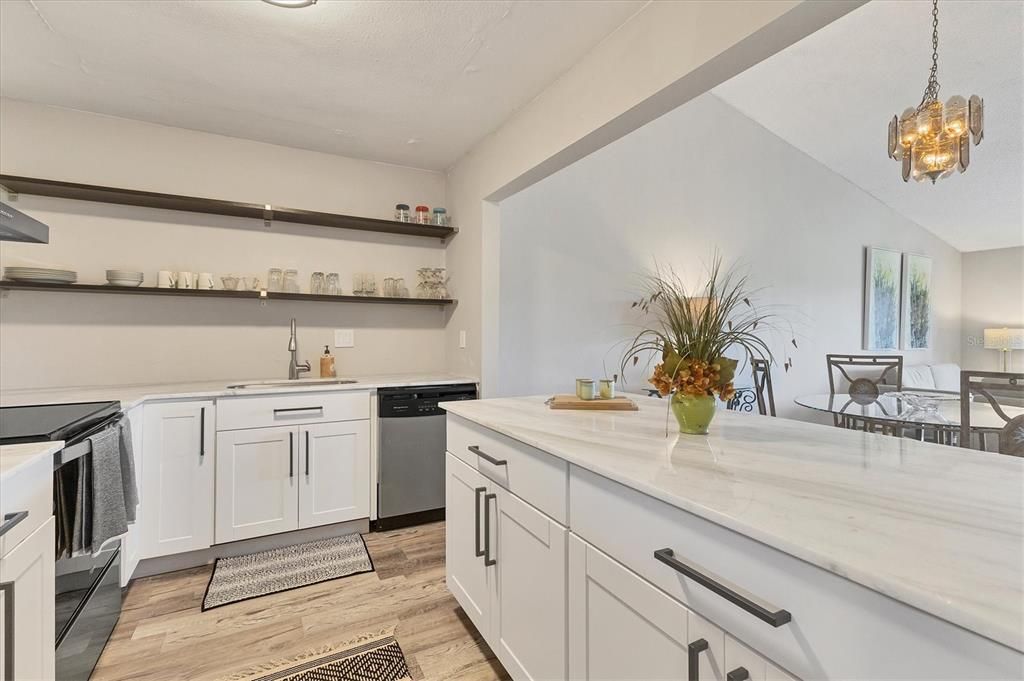 For Sale: $309,000 (2 beds, 2 baths, 1314 Square Feet)