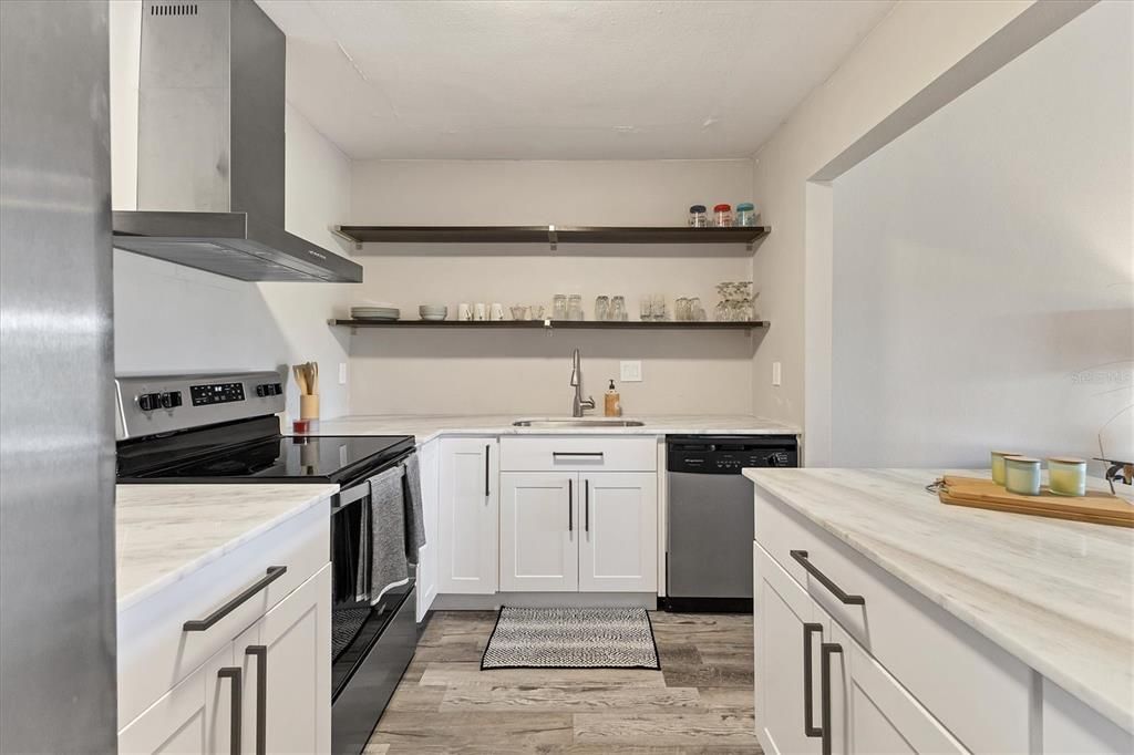 For Sale: $309,000 (2 beds, 2 baths, 1314 Square Feet)