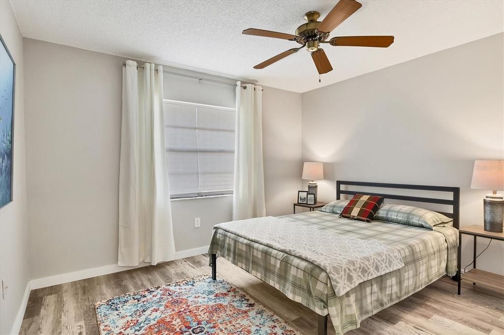 For Sale: $309,000 (2 beds, 2 baths, 1314 Square Feet)