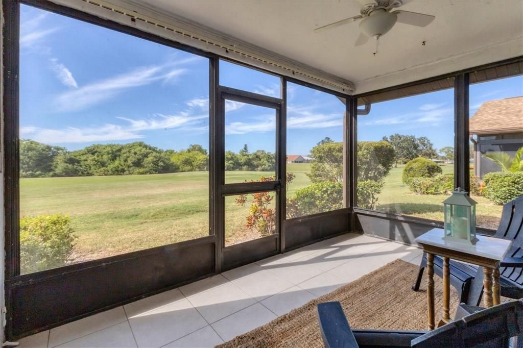 For Sale: $309,000 (2 beds, 2 baths, 1314 Square Feet)