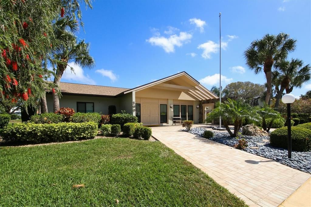 For Sale: $309,000 (2 beds, 2 baths, 1314 Square Feet)