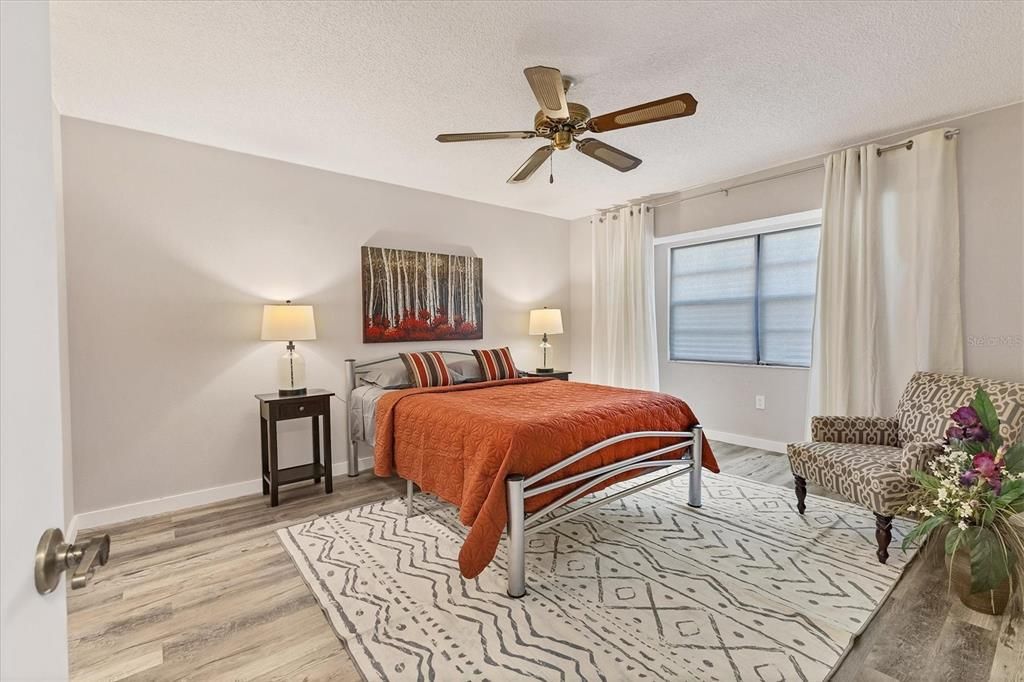 For Sale: $309,000 (2 beds, 2 baths, 1314 Square Feet)