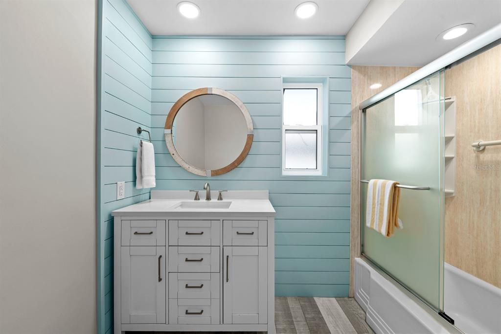 Active With Contract: $650,000 (3 beds, 2 baths, 1713 Square Feet)