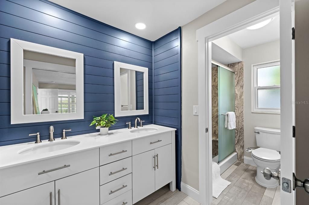 Active With Contract: $650,000 (3 beds, 2 baths, 1713 Square Feet)