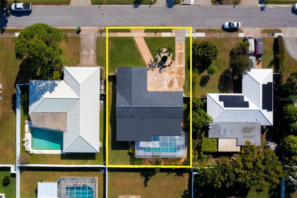 Active With Contract: $650,000 (3 beds, 2 baths, 1713 Square Feet)