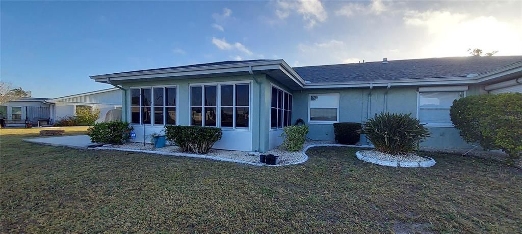 For Sale: $289,900 (2 beds, 2 baths, 1756 Square Feet)