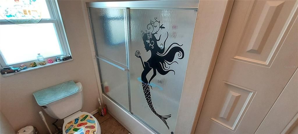 For Sale: $289,900 (2 beds, 2 baths, 1756 Square Feet)