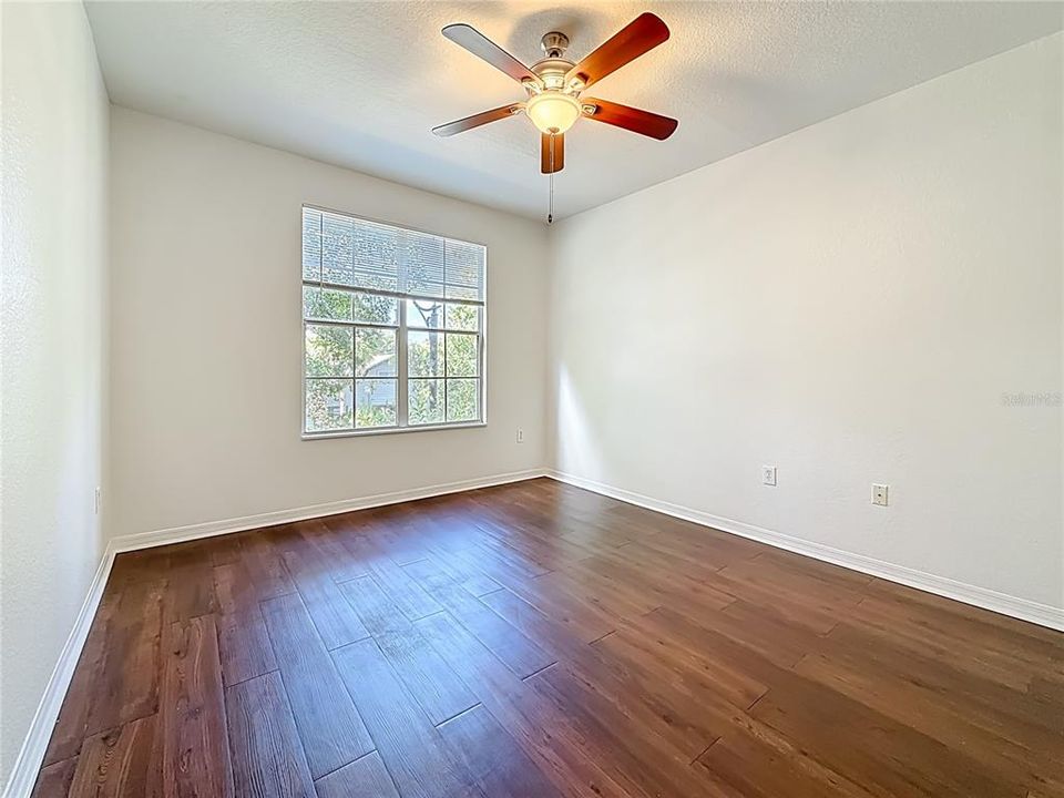 En Venta: $385,000 (2 camas, 2 baños, 1206 Pies cuadrados)