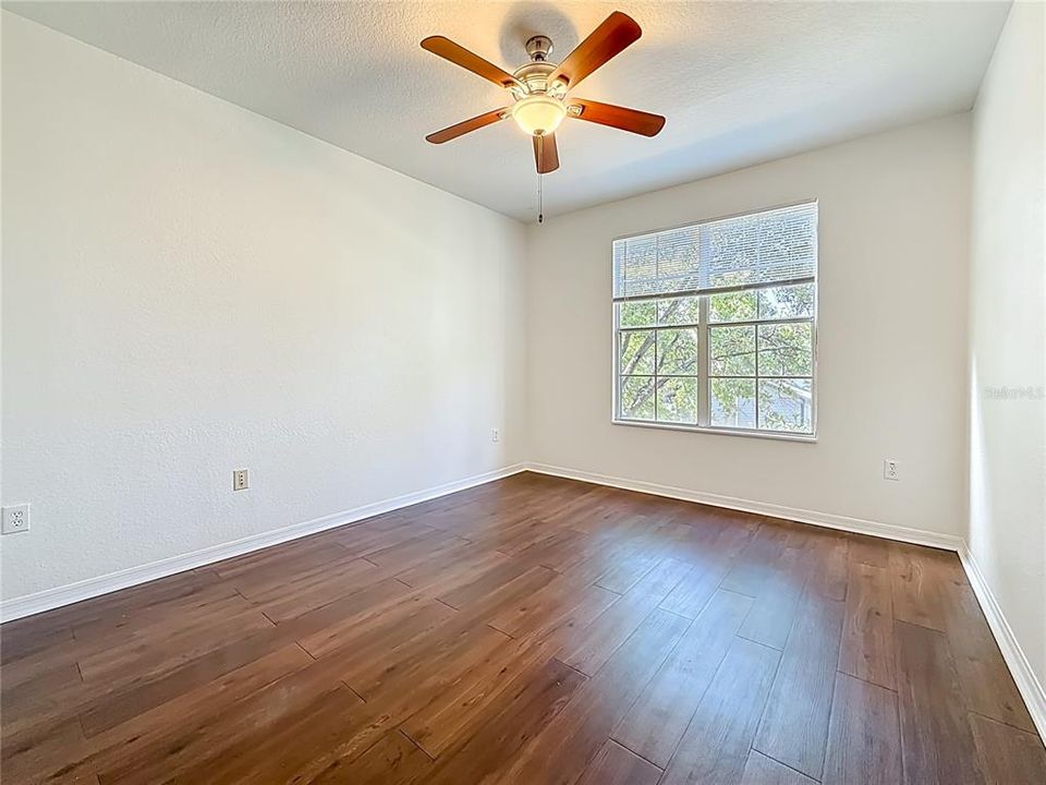 En Venta: $385,000 (2 camas, 2 baños, 1206 Pies cuadrados)