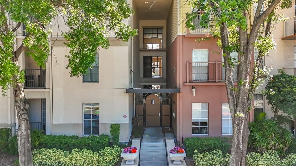 En Venta: $385,000 (2 camas, 2 baños, 1206 Pies cuadrados)