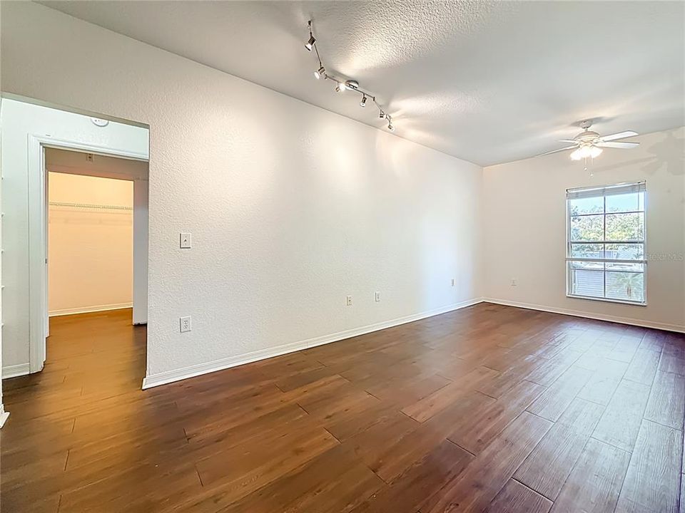 En Venta: $385,000 (2 camas, 2 baños, 1206 Pies cuadrados)