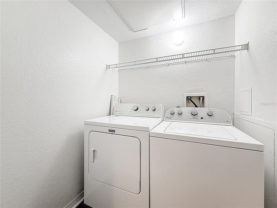 En Venta: $385,000 (2 camas, 2 baños, 1206 Pies cuadrados)