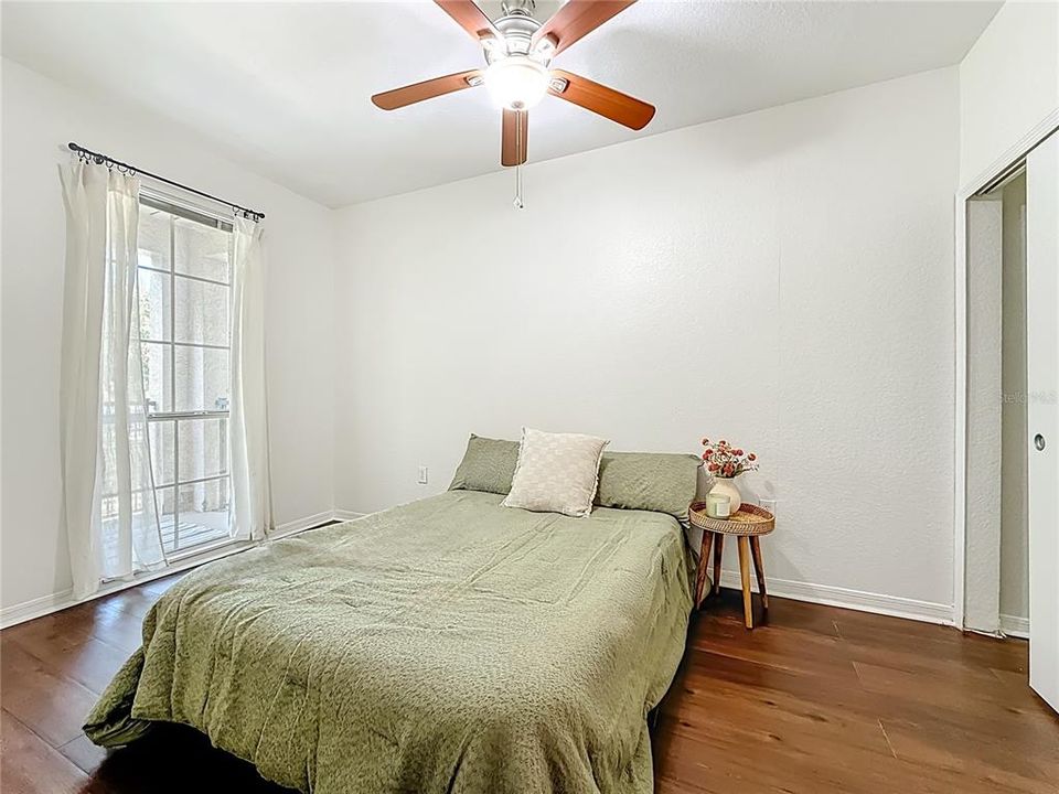 En Venta: $385,000 (2 camas, 2 baños, 1206 Pies cuadrados)