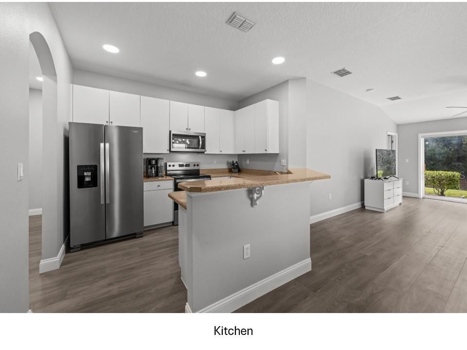 待售: $250,000 (2 贝兹, 2 浴室, 1140 平方英尺)