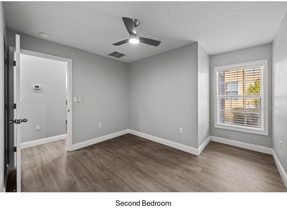 待售: $250,000 (2 贝兹, 2 浴室, 1140 平方英尺)