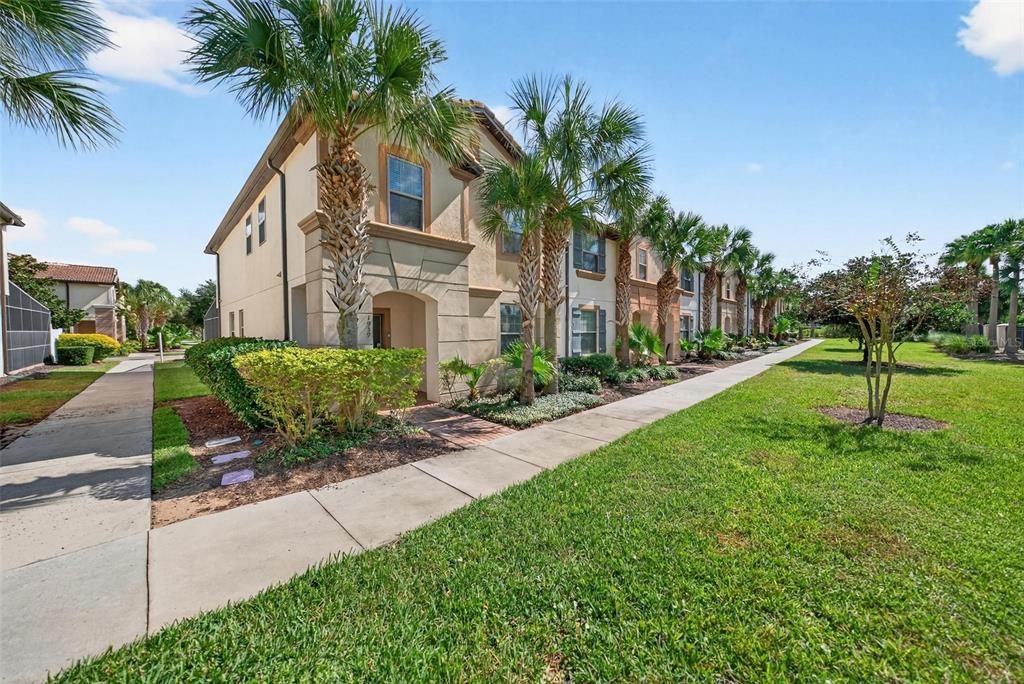 For Sale: $430,000 (5 beds, 4 baths, 2265 Square Feet)